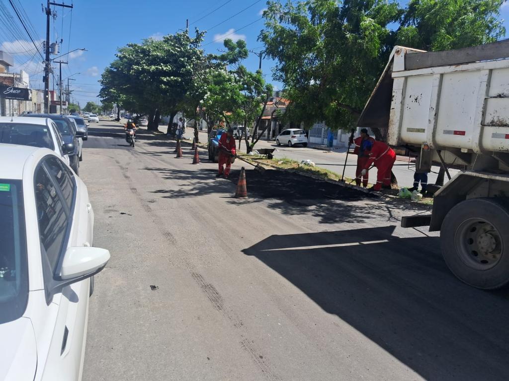 Emurb atende 25 bairros em apenas um dia durante o final de semana