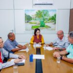 Prefeita Emilia Correa atende pleito dos taxistas e estende prazo para regularizacao de alvaras