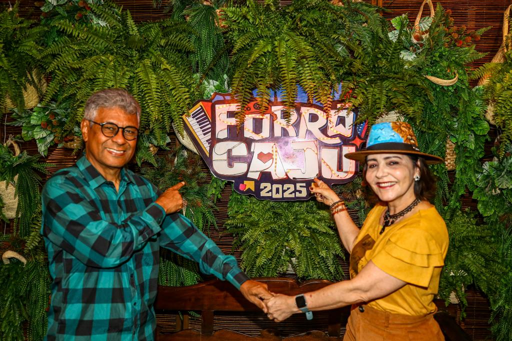 Prefeita Emilia Correa celebra programacao gospel no Forro Caju 2025
