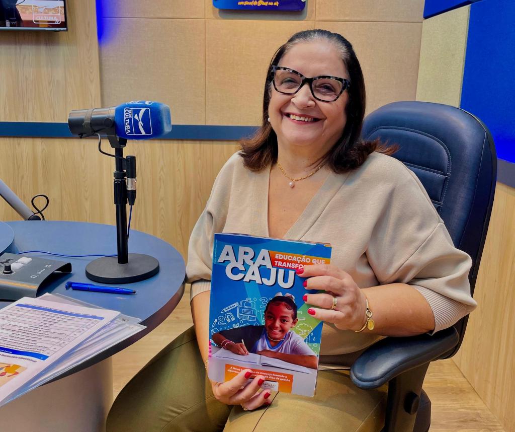 Secretária da Educação, Edna Amorim, faz balanço dos seis primeiros meses de gestão da prefeita Emília Corrêa