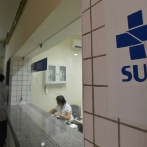 agencia do sus seleciona 130 profissionais de nivel medio e superior