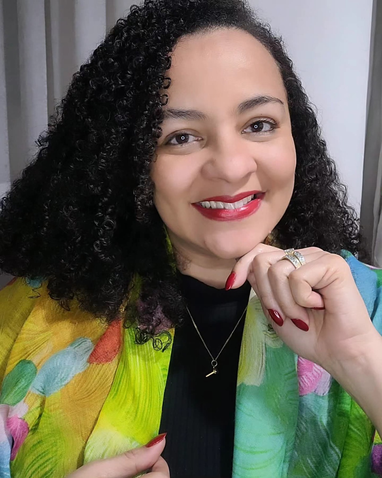 Escritora Izabel Nascimento lanca o livro Monumentos da Cultura Sergipana no Dia do Folclore