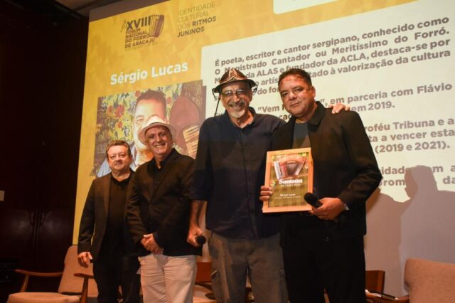 Prefeita Emilia Correa exalta cultura nordestina e abre oficialmente o XVIII Forum Nacional do Forro de Aracaju 3