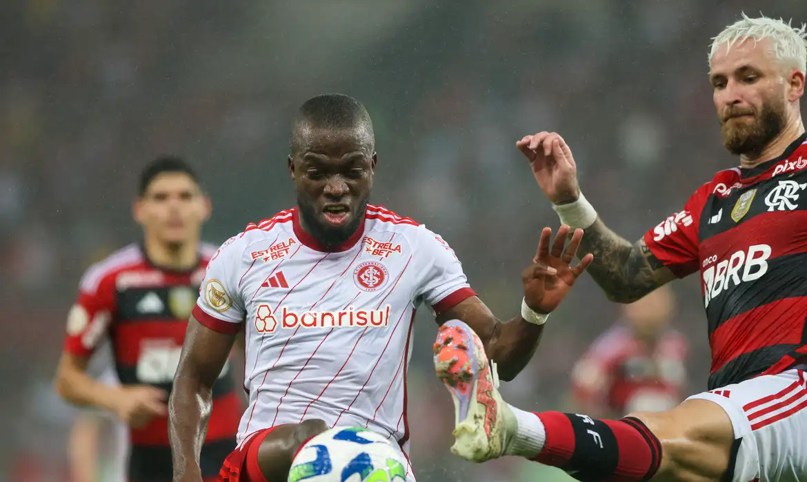 Flamengo e Internacional abrem série de três duelos em sete dias pela Libertadores - Imagem do artigo original
