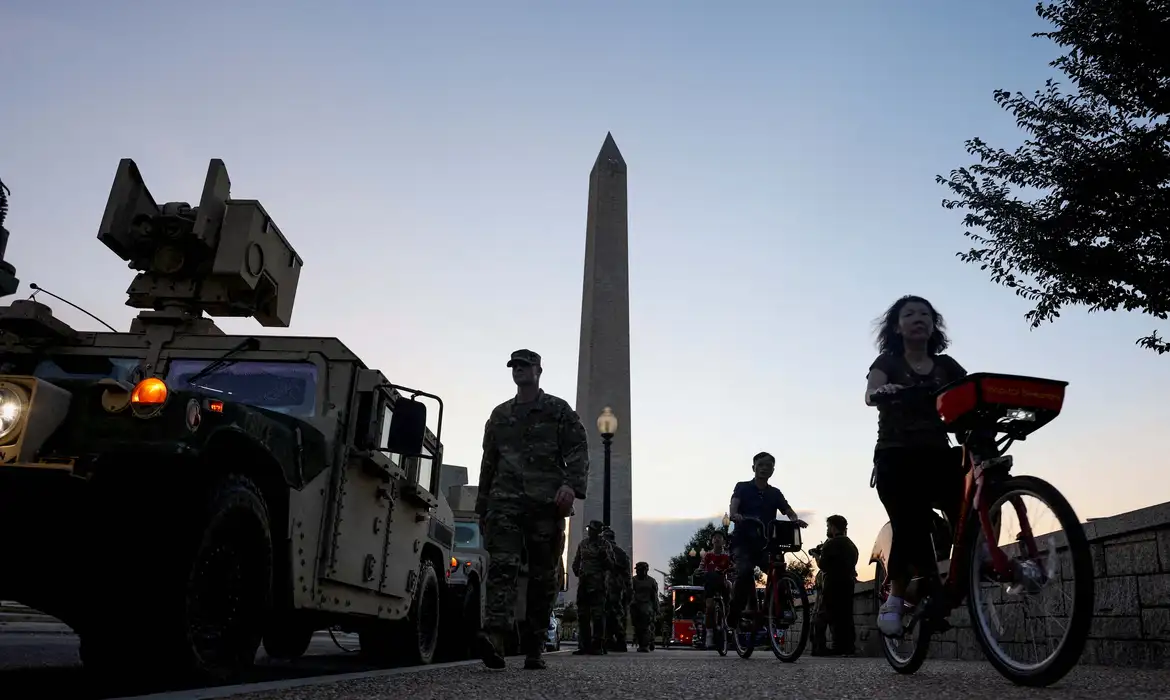 Guarda Nacional ocupa ruas de Washington DC; Bowser questiona medida de Trump - Imagem do artigo original