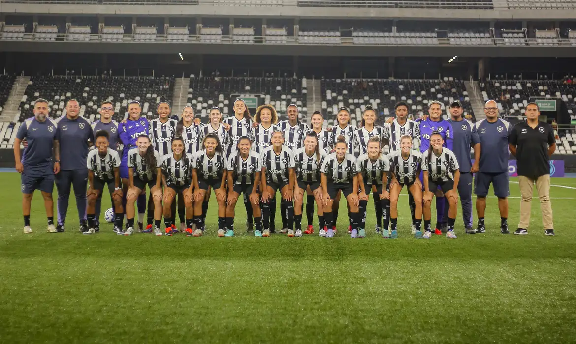 Botafogo supera Fortaleza nos pênaltis e vai à final do Brasileiro Feminino A2 - Imagem do artigo original