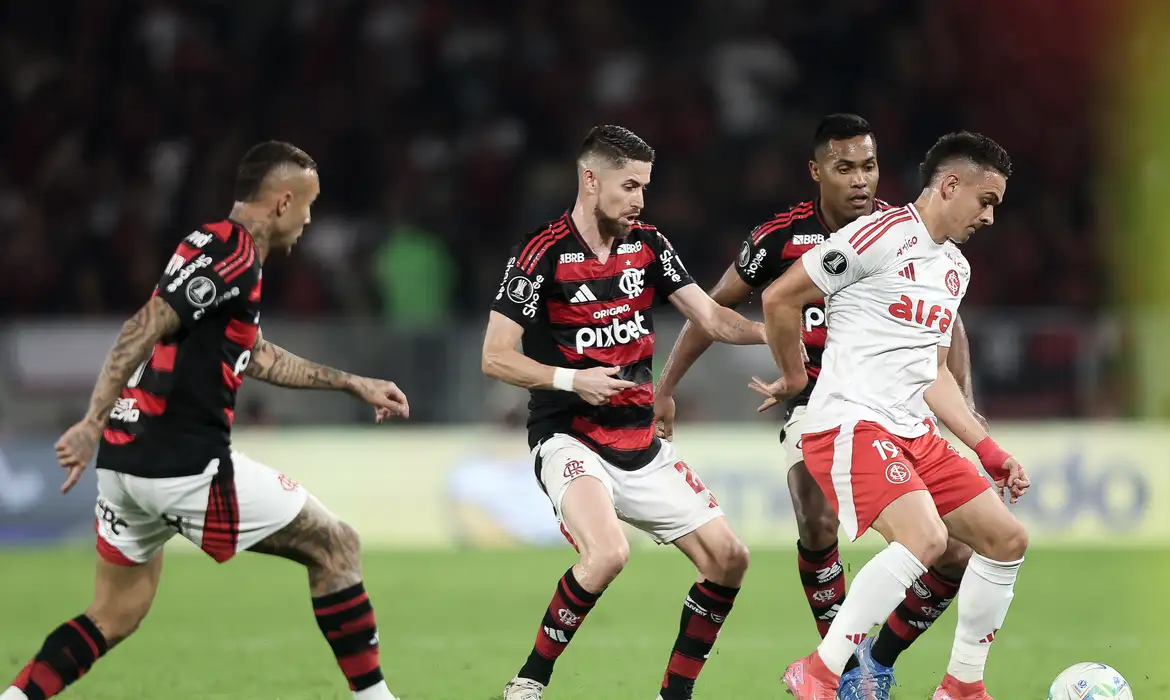 Inter e Flamengo decidem vaga nas quartas da Libertadores no Beira-Rio - Imagem do artigo original