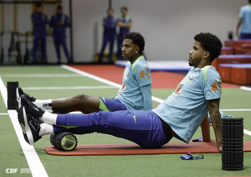Seleção inicia treinos em Londres com 22 dos 26 convocados para amistoso contra Senegal