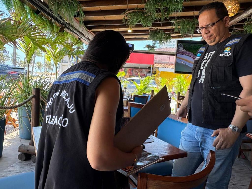 Procon Aracaju monitora precos praticados nos bares da Orla da Atalaia