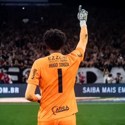 Hugo Souza vibra com Copa do Brasil e celebra momento no Corinthians: “Entramos para a história”