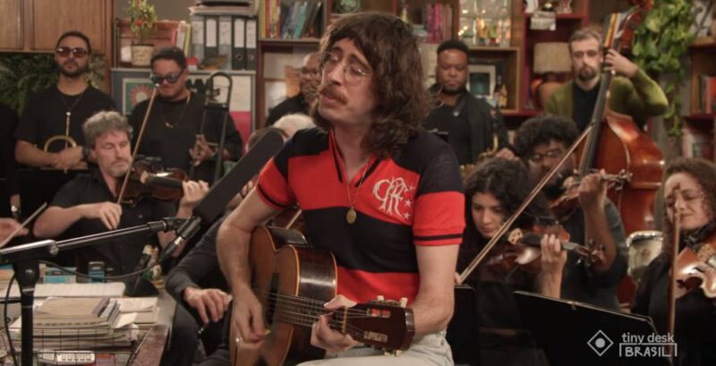 tim bernardes tiny desk