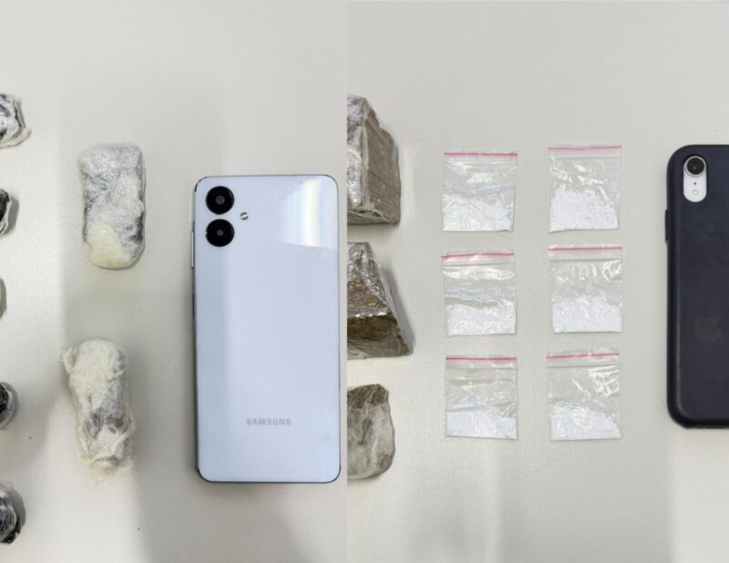 Azul e Branco Minimalista Brochura Medica Com Tres Dobras 2 mtvTHro