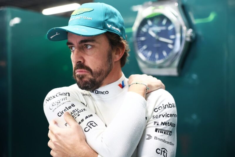 fernando alonso aston martin r