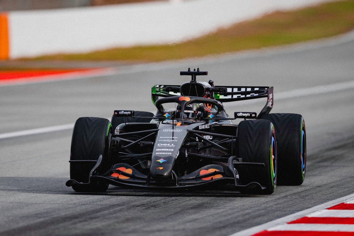 lando norris mclaren 2
