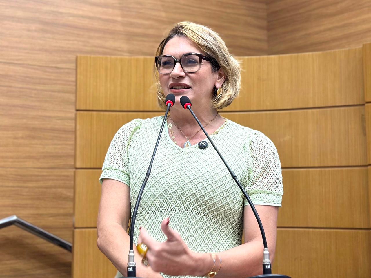 Deputada Linda Brasil Ascom