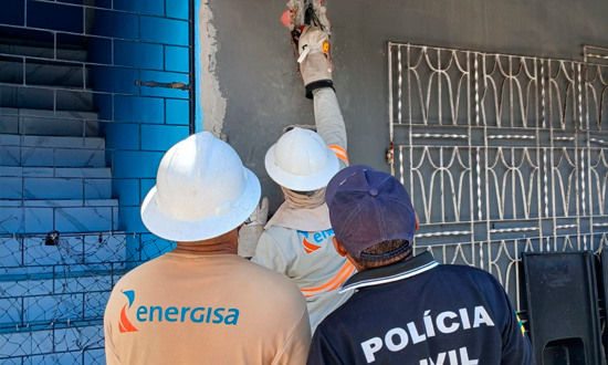Estabelecimentos sao autuados por furto de energia em Aracaju foto ssp