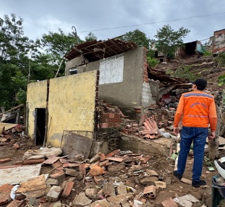 casa desaba portodafolha chuvas foto instagram prefeitura 210226