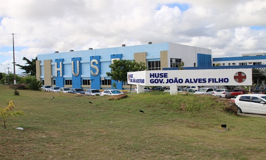 fachadahuse foto WalterSobrinho 1
