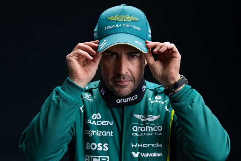 fernando alonso aston martin r 1