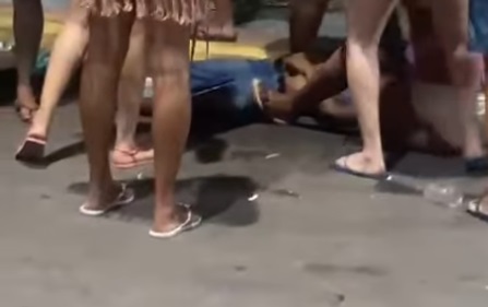 jovem baleado carnaval pirambu foto redesocial 160226