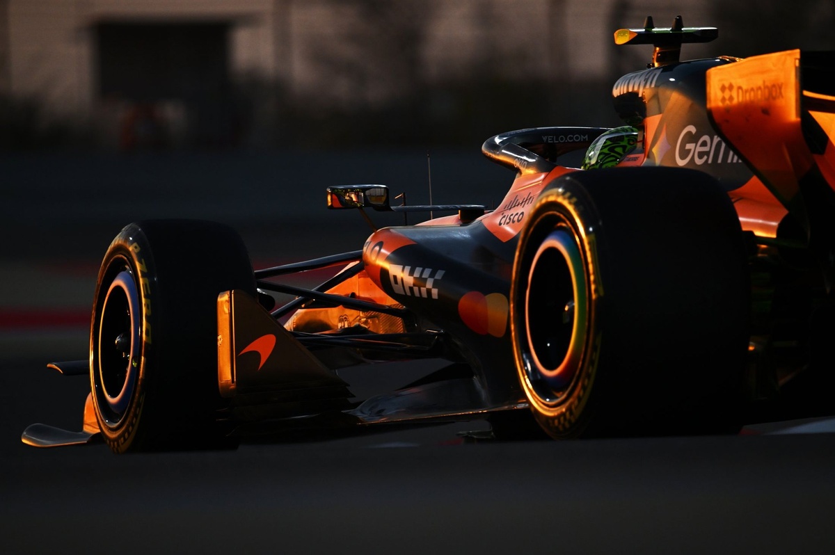 lando norris mclaren 3
