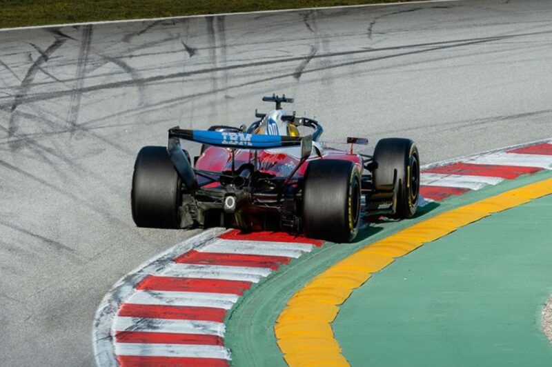 lewis hamilton ferrari