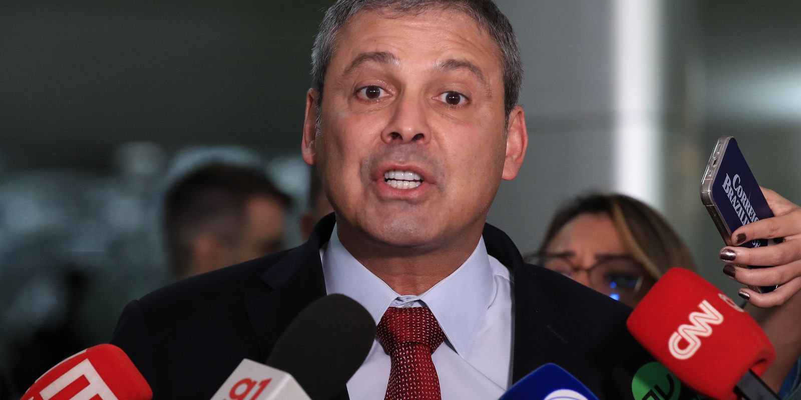 lula7945