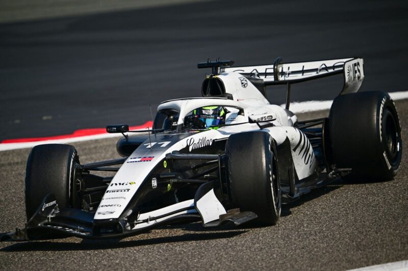 sergio perez cadillac racing 2