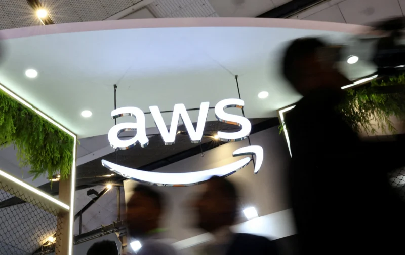 2025 10 20t081820z 1637449743 rc2j7hatv9us rtrmadp 3 amazon outages aws