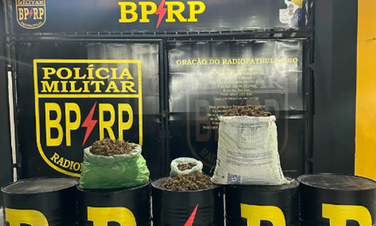 BPRp e PRF apreendem 165 kg de drogas em Socorro foto ssp