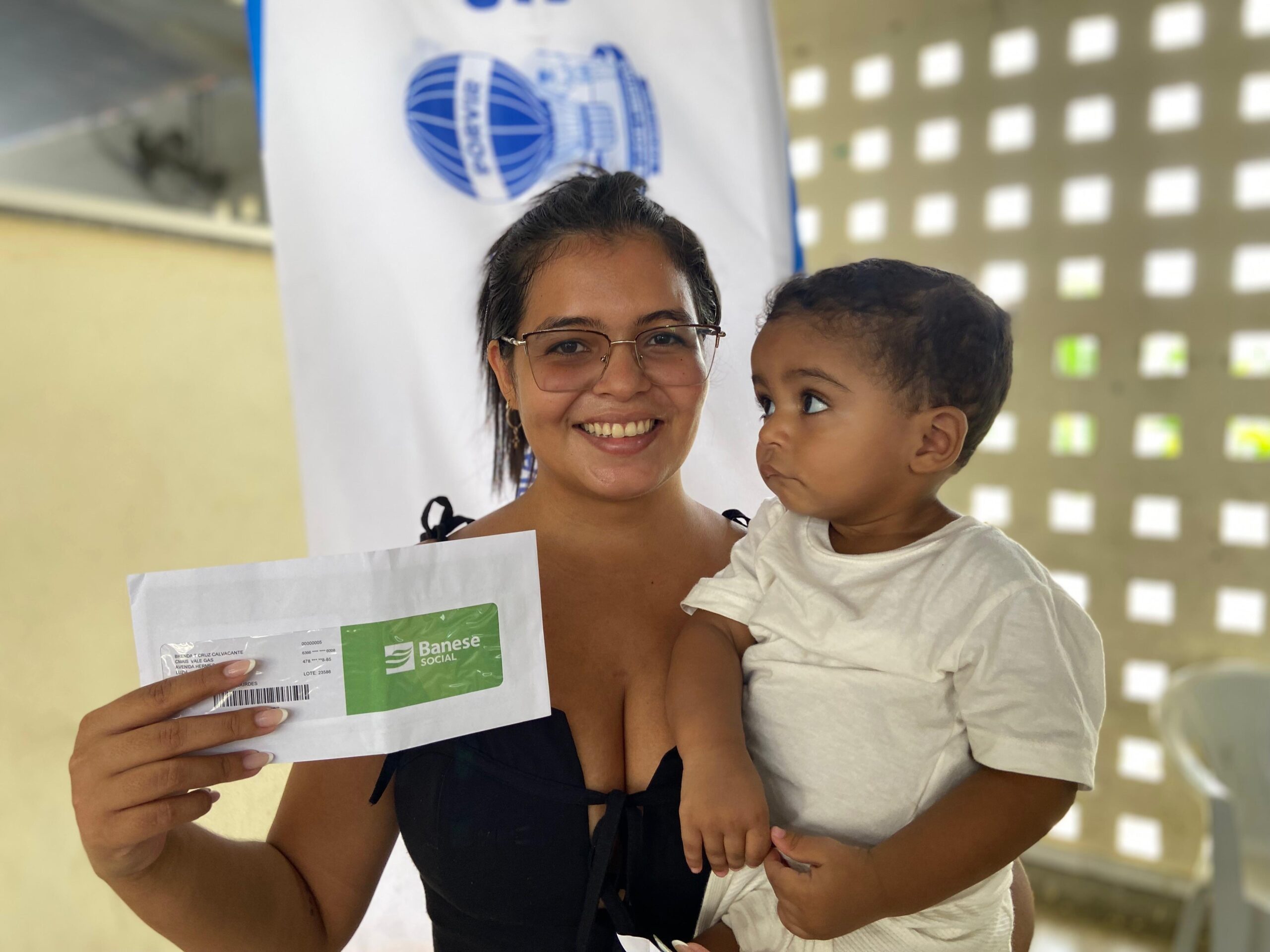 Governo de Sergipe entrega mais de 400 cartoes do CMais Inclusao em Caninde de Sao Francisco e Nossa Senhora de Lourdes scaled