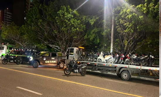 PM apreende veiculos durante operacao de transito na Zona Sul de Aracaju FOTO PMSE