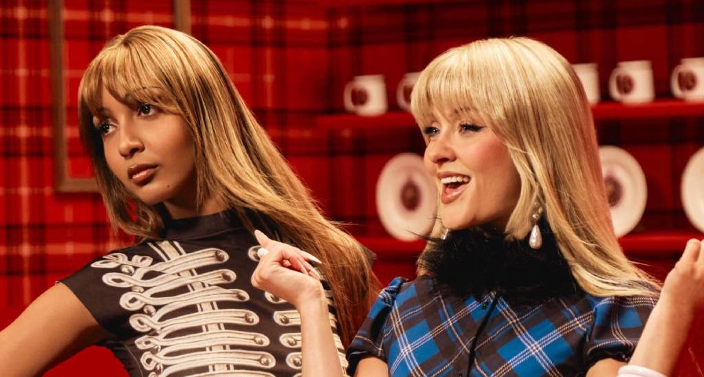 PinkPantheress e Zara Larsson 1