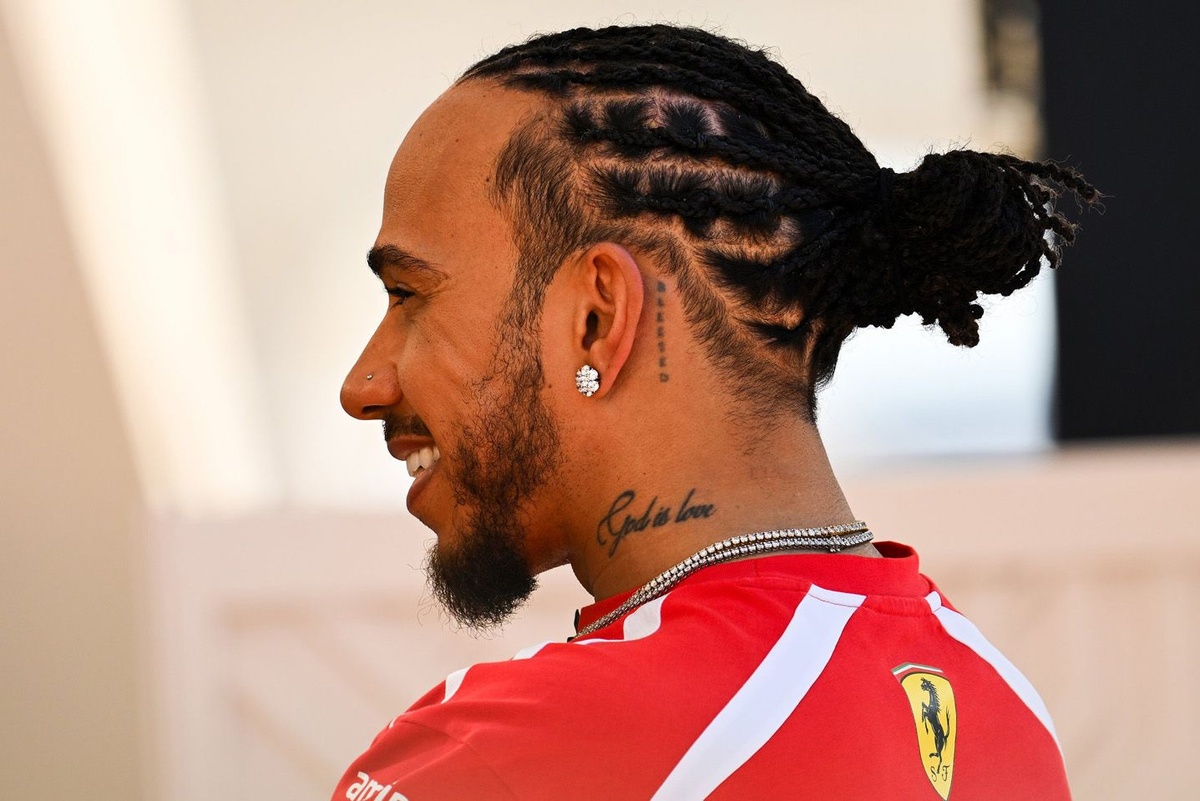 lewis hamilton ferrari 2