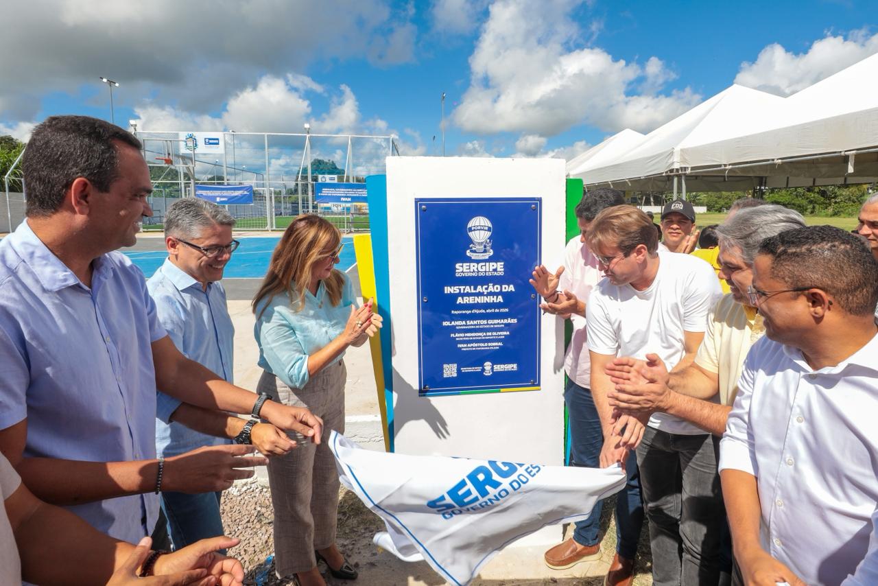 Governo de Sergipe fortalece o esporte e a inclusao com entrega de areninha em Itaporanga dAjuda