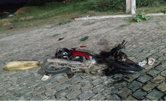 acidente moto carro barra coqueiros foto bprv 030426