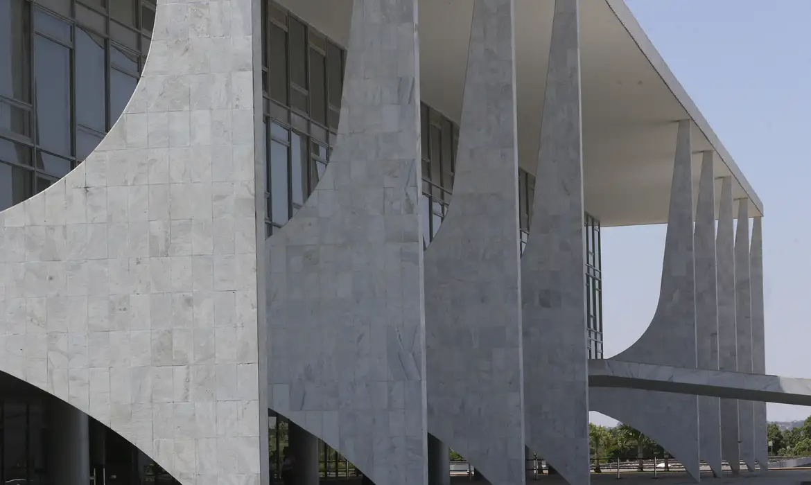 fachada do palacio do planalto antcrz abr 2709221137