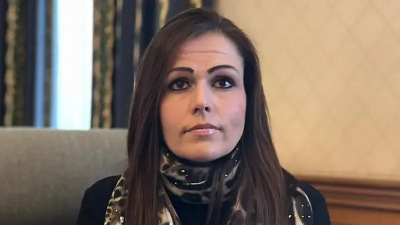 Mulher de Guernsey diz que foi filmada secretamente em casa e relata impacto psicológico profundo