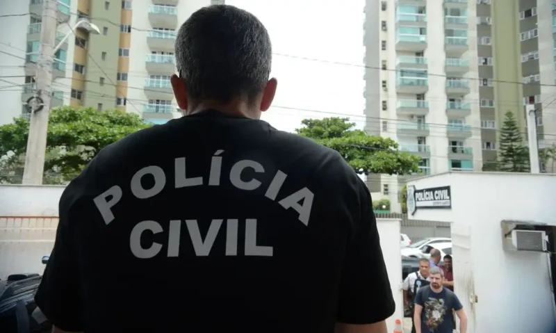 Médico e enfermeira são presos em flagrante por venda irregular de emagrecedores no Rio