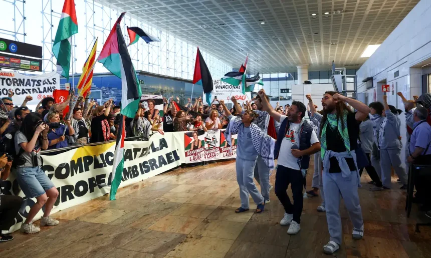 2026 05 23t164716z 469228265 rc2zelarstl8 rtrmadp 3 israel palestinians gaza flotilla barcelona