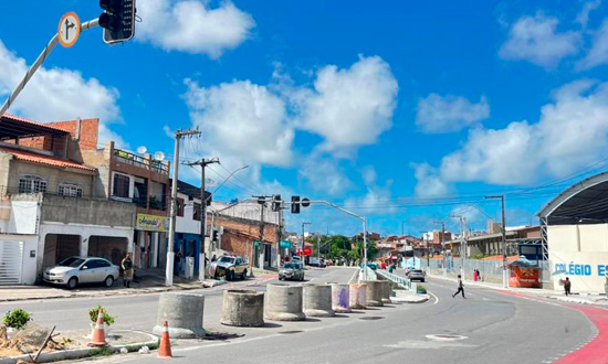 Obra em semaforo altera transito na avenida Visconde de Maracaju foto ascom smtt