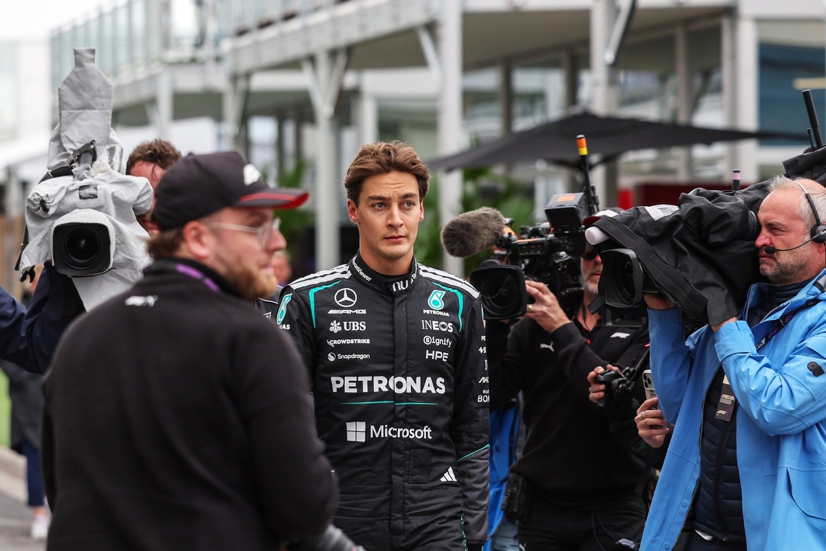 george russell mercedes 2