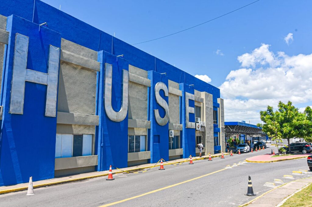 huse capacita equipes para atendimento gil a pacientes com a 20260527