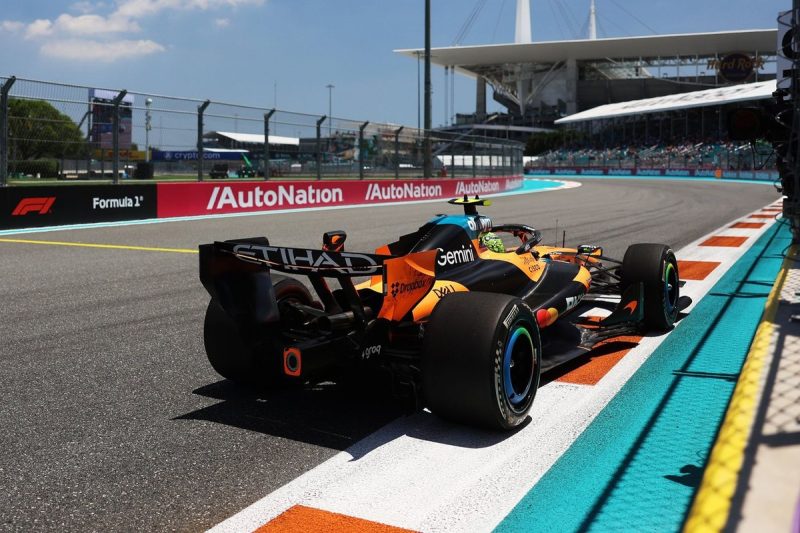 lando norris mclaren