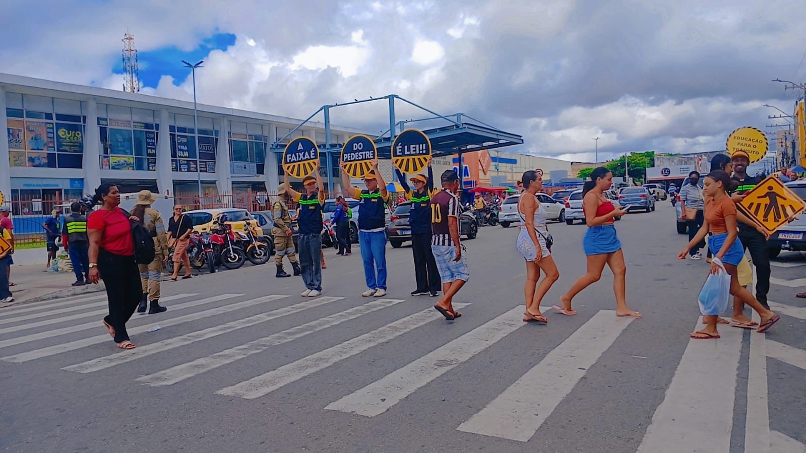 a o forr na faixa promove cultura junina e seguran a no tr n 20260602