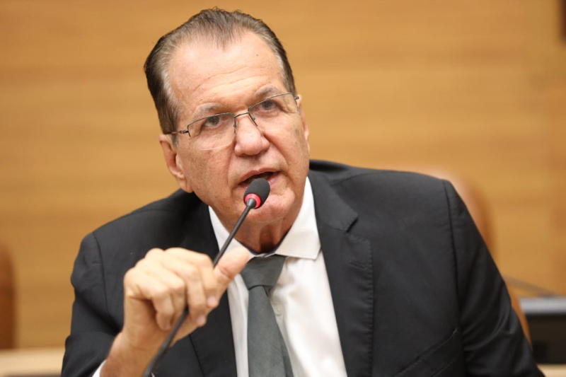 adailton martins defende obras e empregos gerados pelo gover 20260611