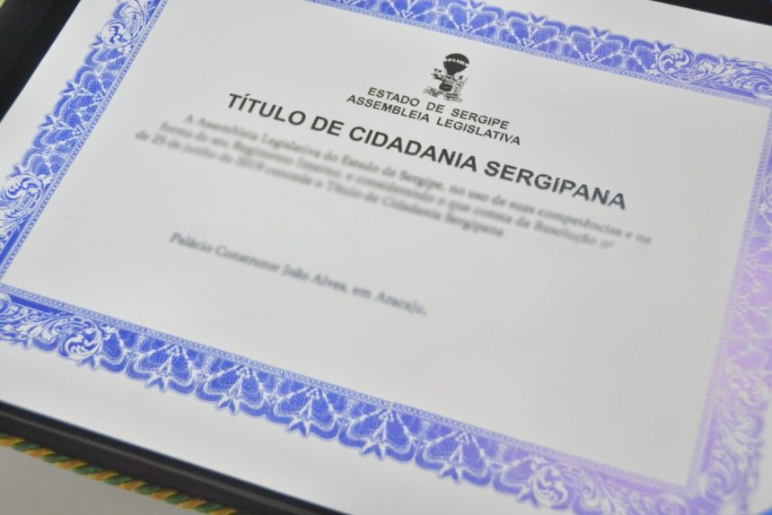 alese entrega t tulo de cidadania sergipana a henrique tomie 20260626