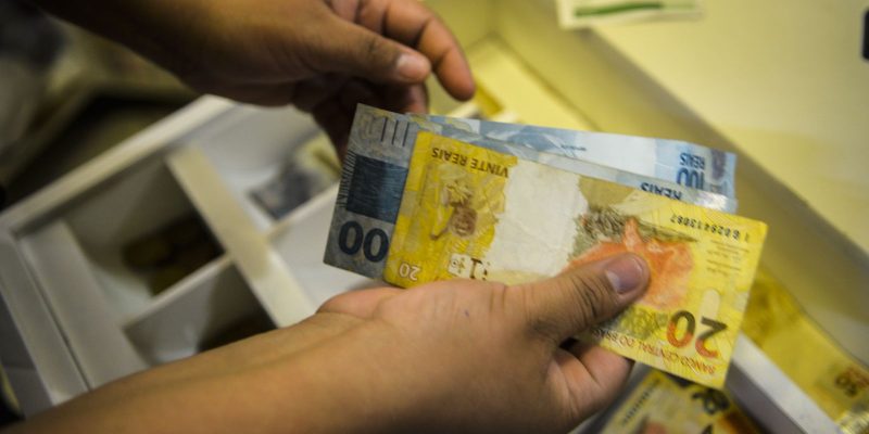 alimentos sobem 1 33 em maio e puxam infla o a 4 42 no ano 20260612