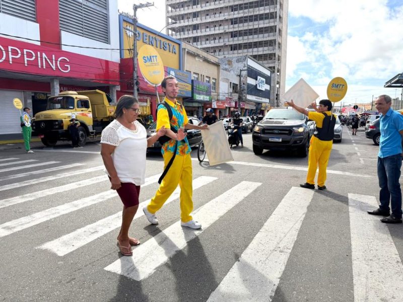 aracaju realiza forr na faixa com foco na educa o para o tr 20260608