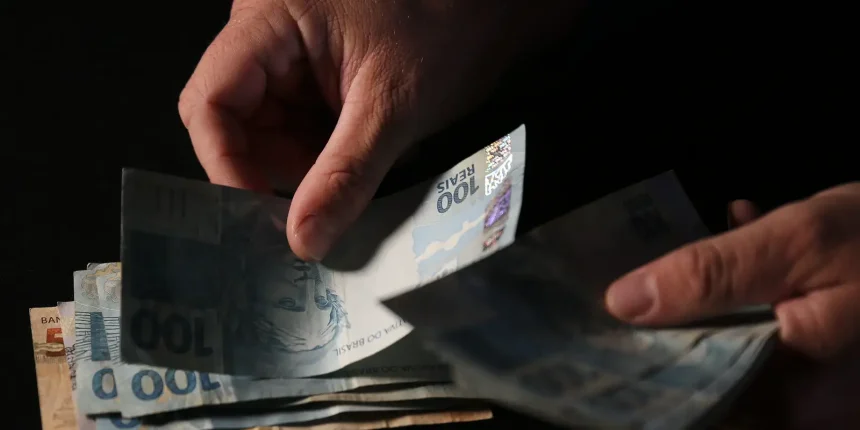 bc devolve r 482 8 mi esquecidos em bancos r 10 3 bi ainda a 20260609